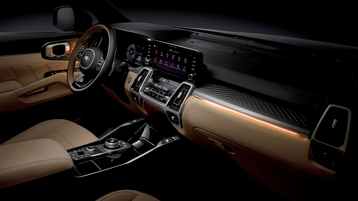 4세대 쏘렌토의 내부 앵글 뷰