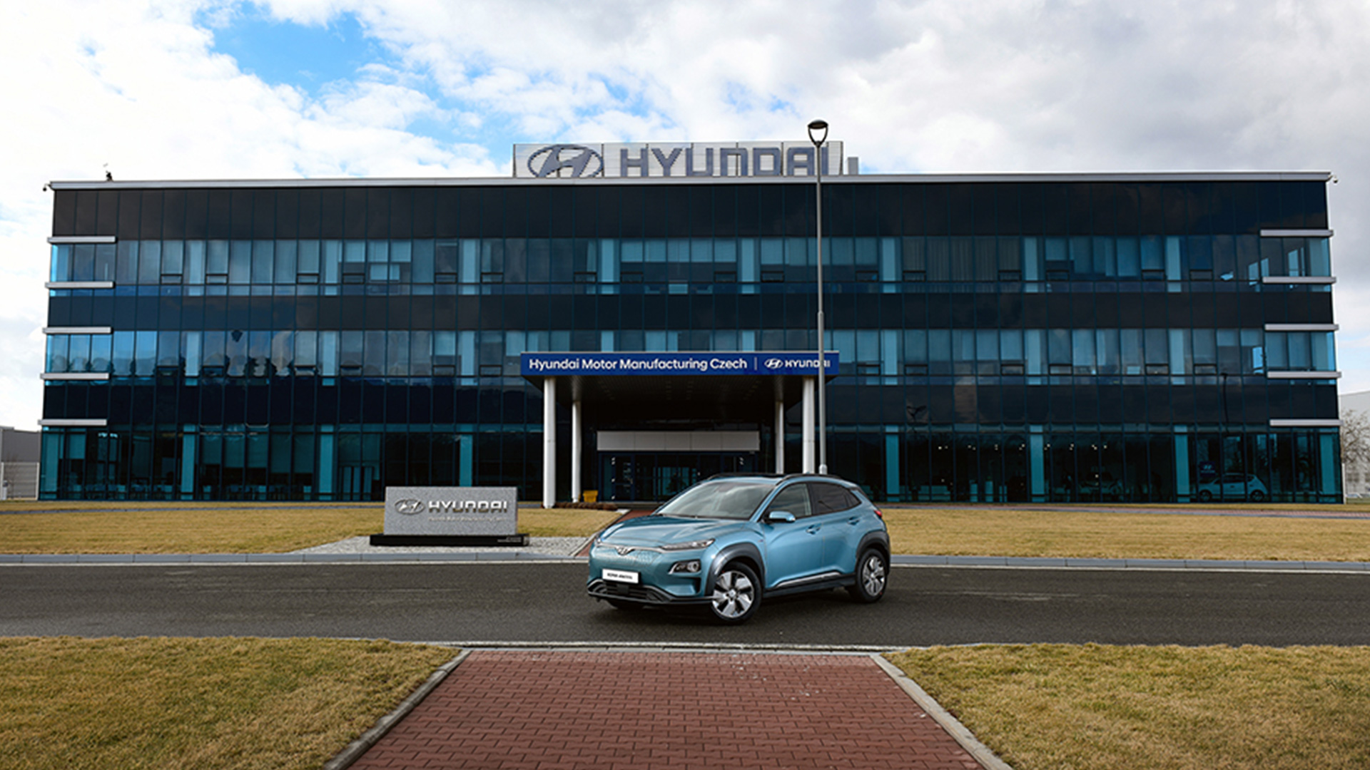 Hyundai finalizes preparation before start of production of Kona Electric in the Czech Republic