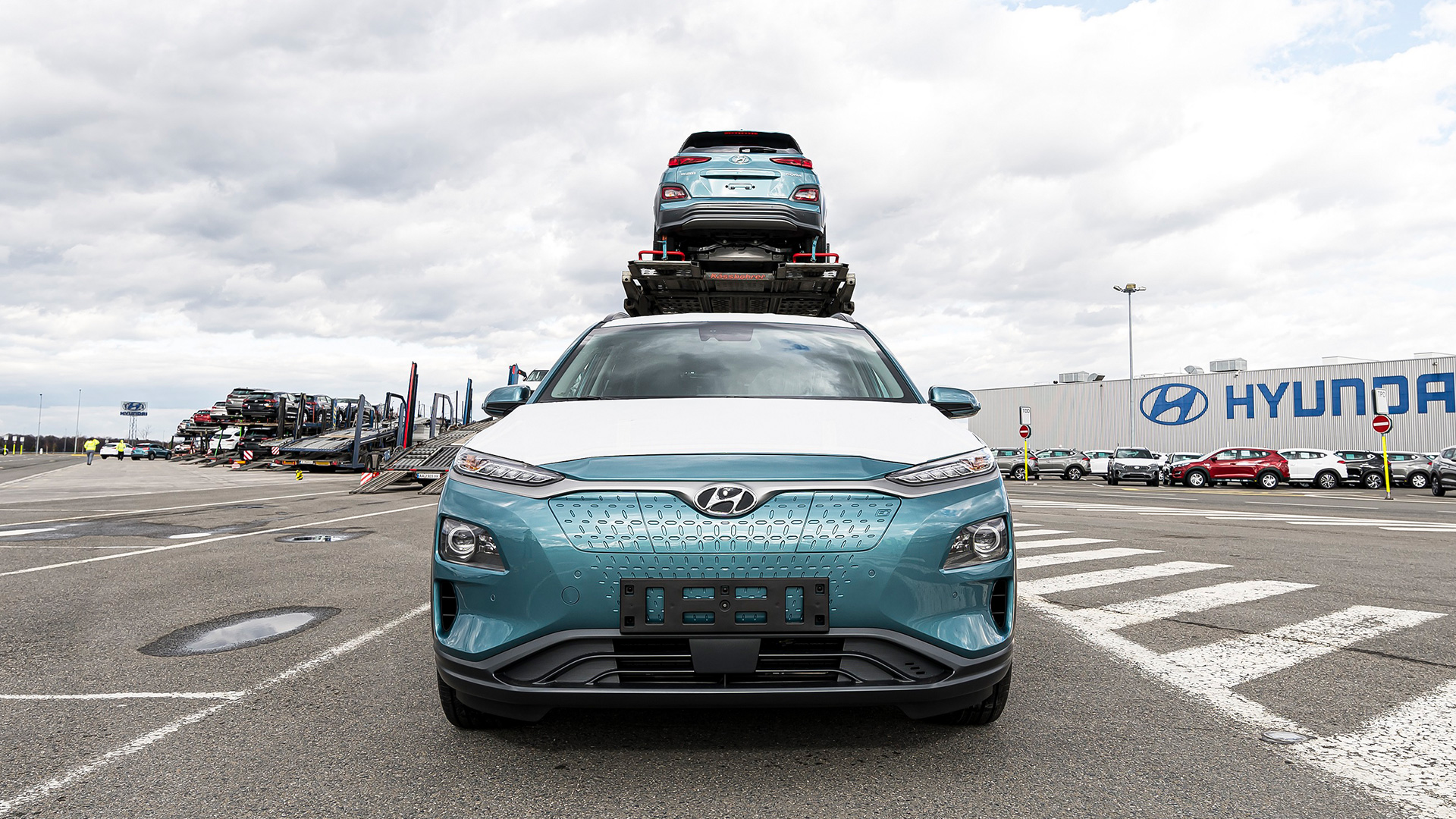 Hyundai starts delivery of Kona Electric produced in Czech Republic