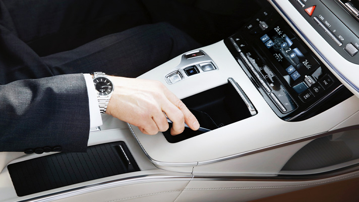 차량 수납 공간