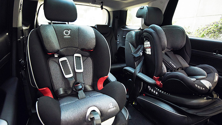 Rear seat with car seat
