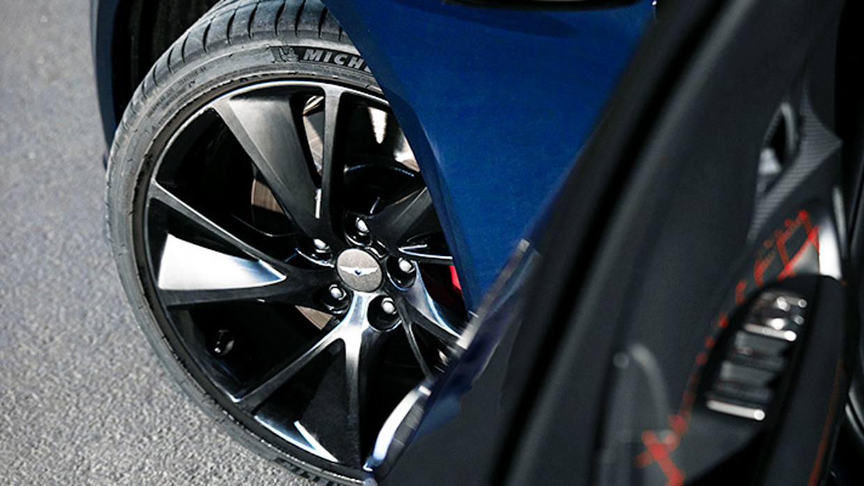 Image of Genesis G70 19 inch dark sputtering wheel