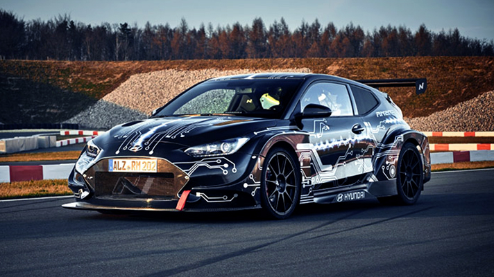 전기차 레이스용 현대 벨로스터 N ETCR의 모습