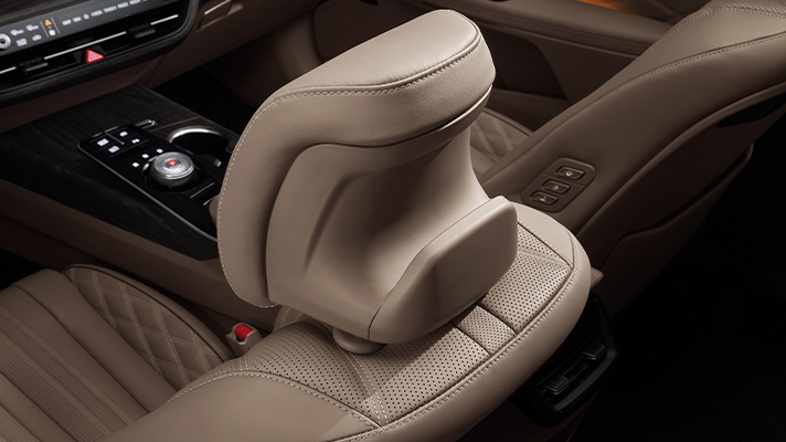 기아 K8 헤드레스트