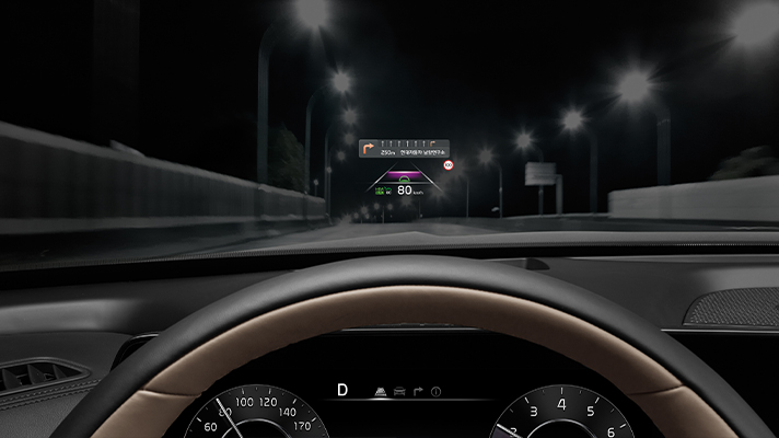 Kia K8 head-up display showing driving speed