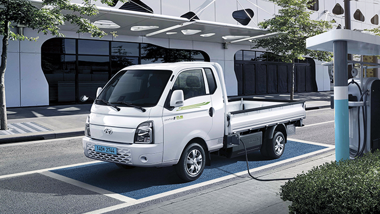 Hyundai PORTER II Electric charging