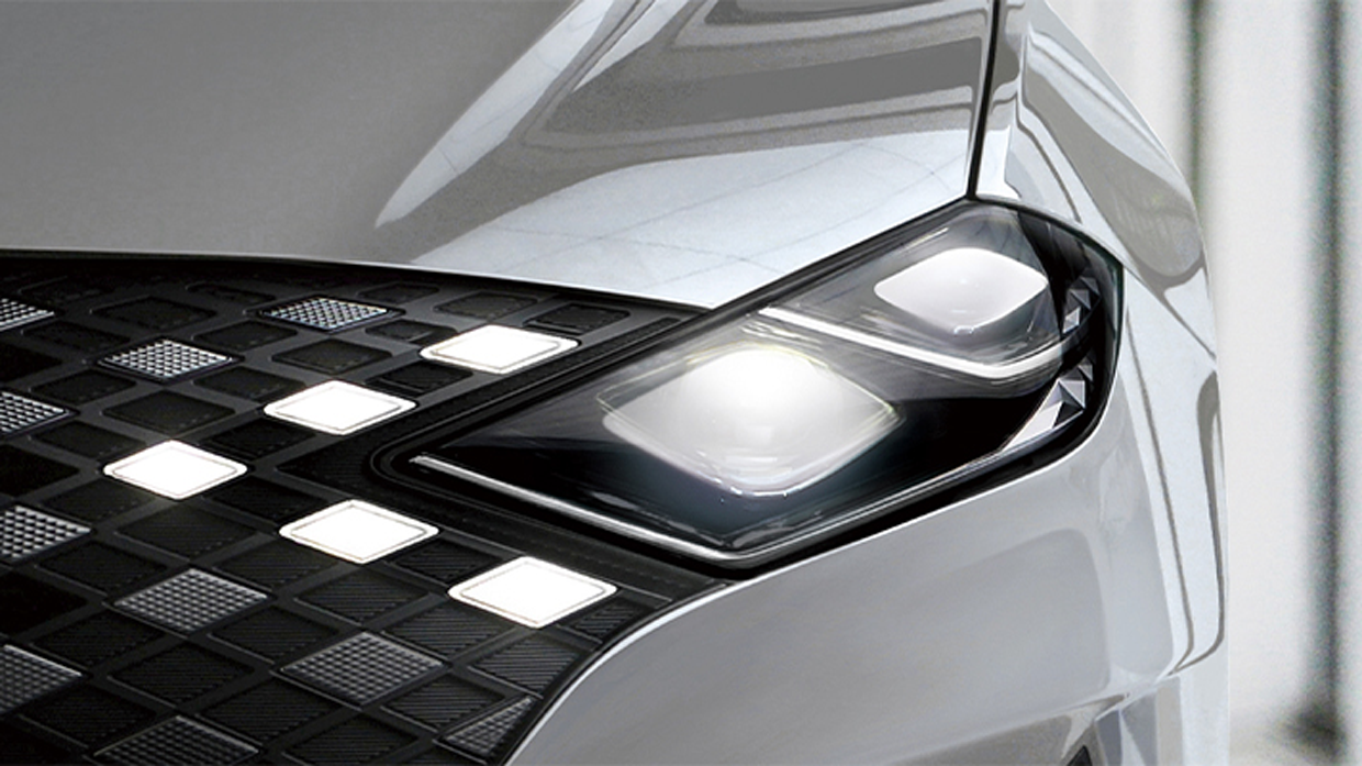 현대 그랜저 헤드램프의 확대 뷰