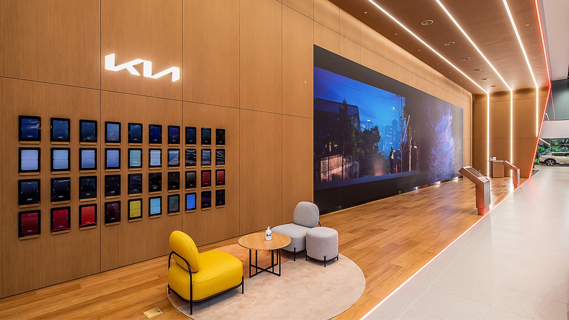 기아 강서 플래그십 스토어 내부 모습