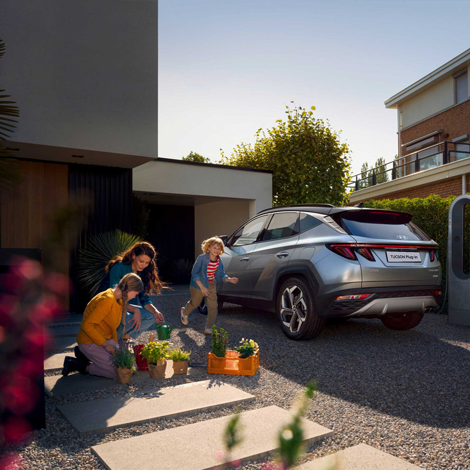 Tucson PHEV charging in the home yard