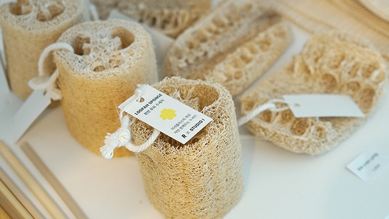 Image of natural loofah placed on the table
