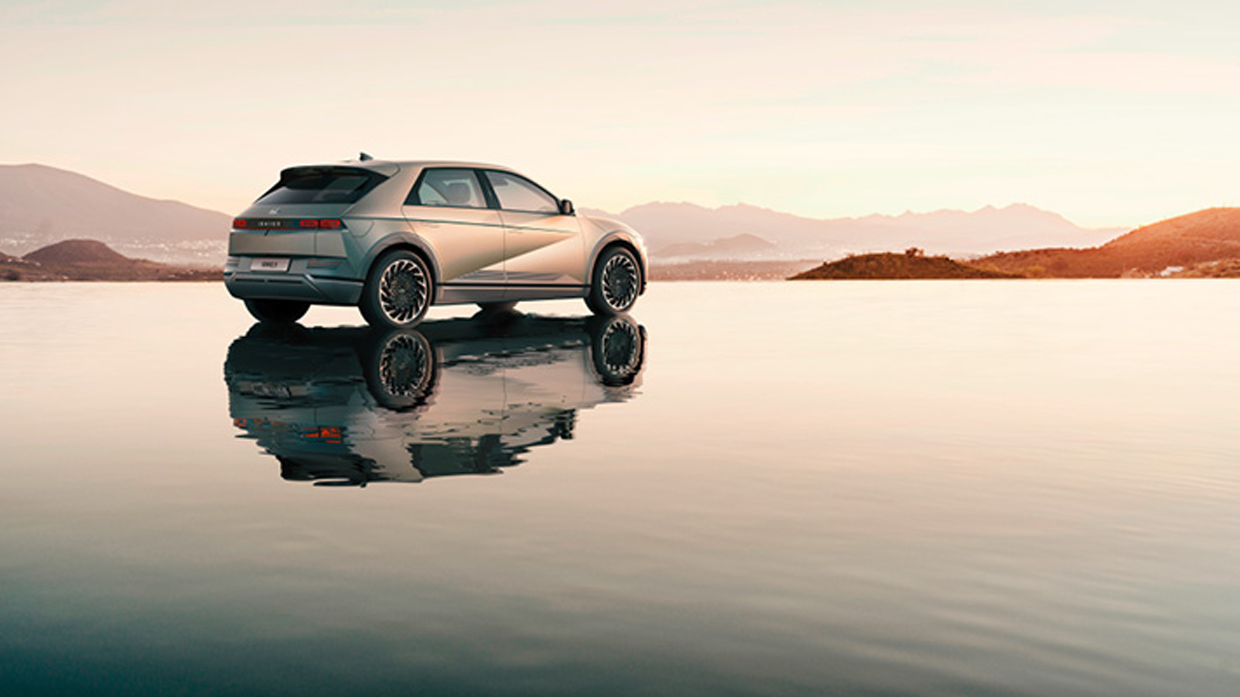 Rear angle view of Hyundai IONIQ 5 standing on water