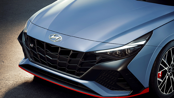 현대자동차 아반떼 N 전면부