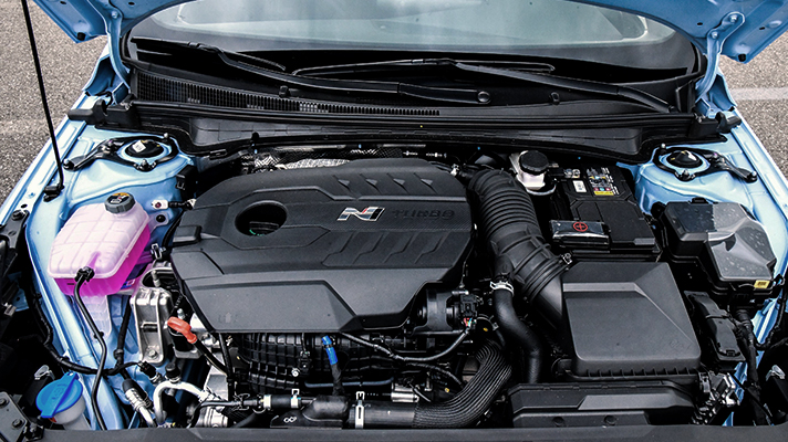 Engine of Hyundai Avante N