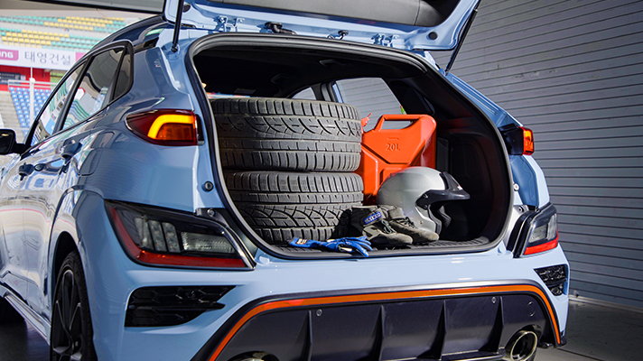 Kona N trunk space