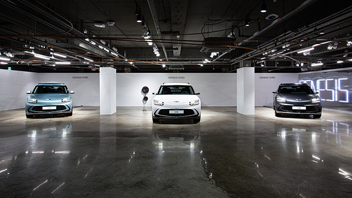 1층에 마련된 GV60 전시 공간