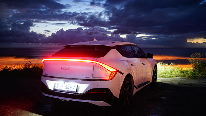 EV6 rear view
