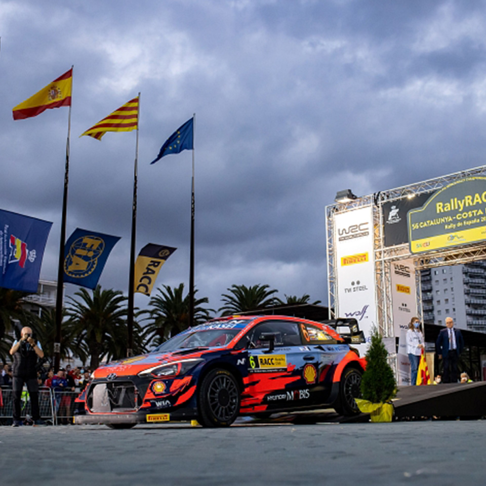 Hyundai WRC car Spain rally scene