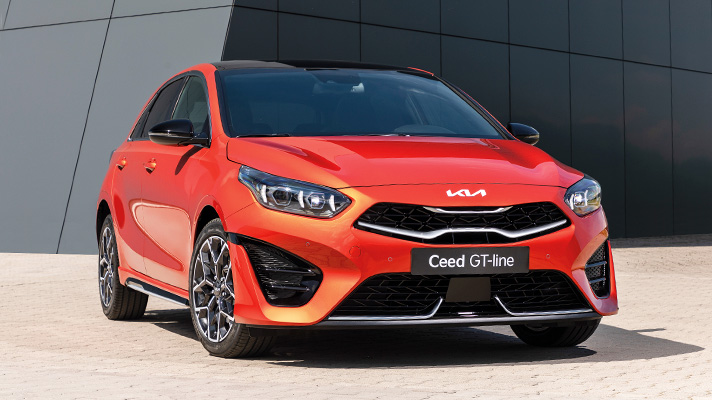 기아 Ceed GT-line 전측면