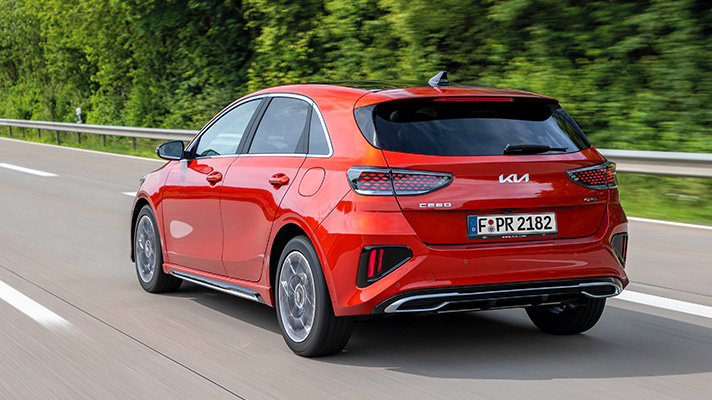 기아씨드 후측면