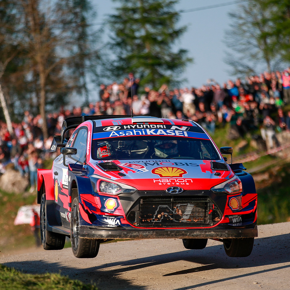 Hyundai i20 Coupe WRC running on unpaved roads