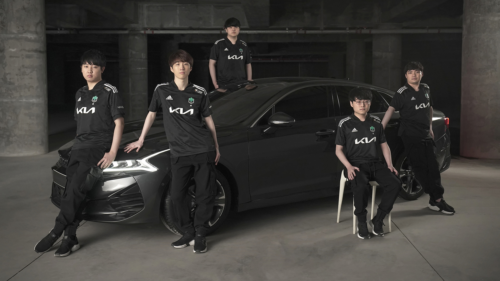 프로게임단 담원 기아 게이밍의 선수들