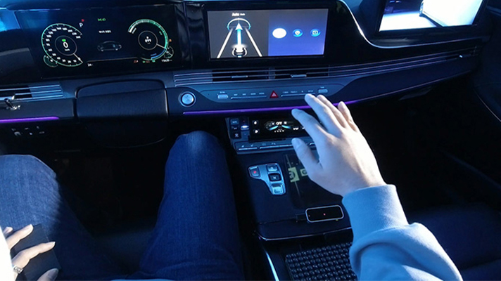 Untact Virtual Controller touch-free car driving