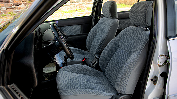 Front seat interior view of Hyundai Elantra
