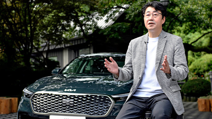 기아 K9 배경의 전병우 연구위원