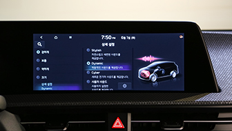 Display of Kia EV6 GT