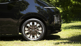 Wheel view of Hyundai STARIA