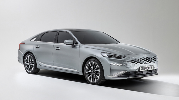 기아 K8 오른쪽 측면 앵글 뷰