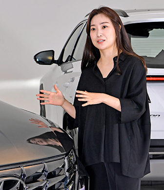 Researcher Dahye Yoon in charge of color and material design of the 4th generation Tucson