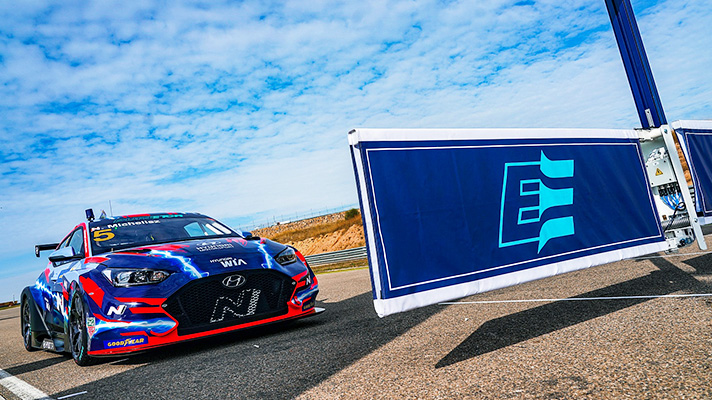 대기중인 벨로스터 N ETCR