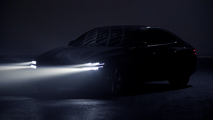 쿼드램프 매트릭스 빔 LED 실제 작동 모습