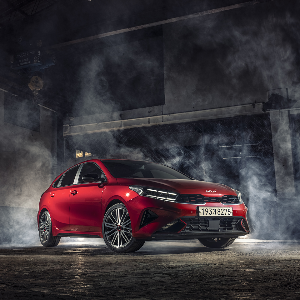 The studio pictorial that shows the presence of Kia K3 GT
