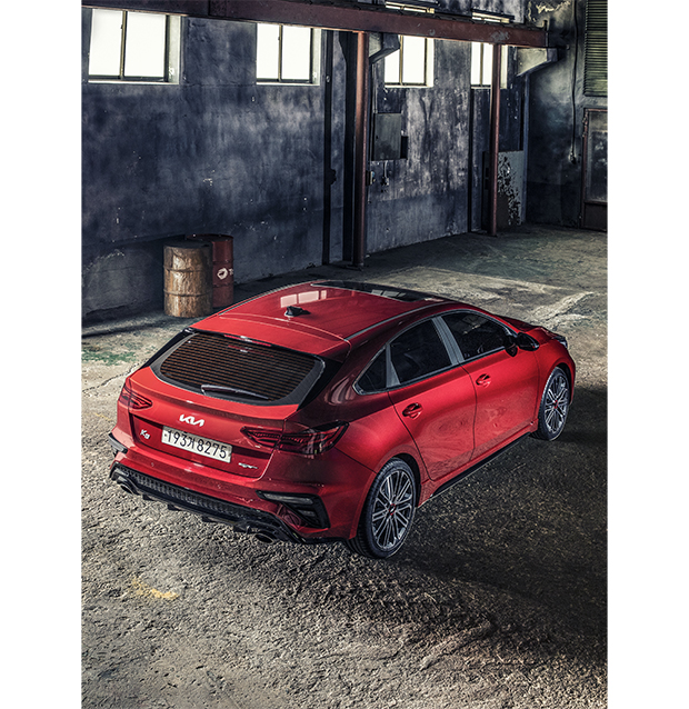 Kia K3 GT's dynamic backside