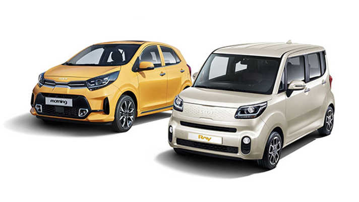 국민 경차 타이틀을 가지고 있는 모닝과 레이의 모습