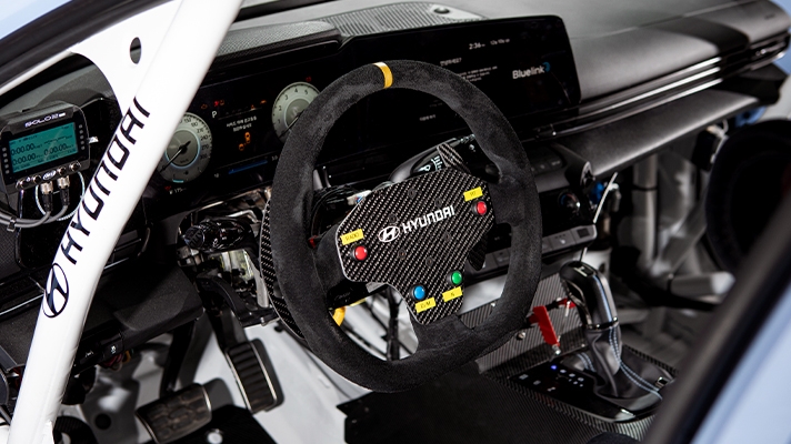 Hyundai Elantra N onemake racecar interior