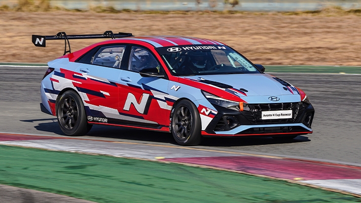 Hyundai Elantra N onemake racecar driving