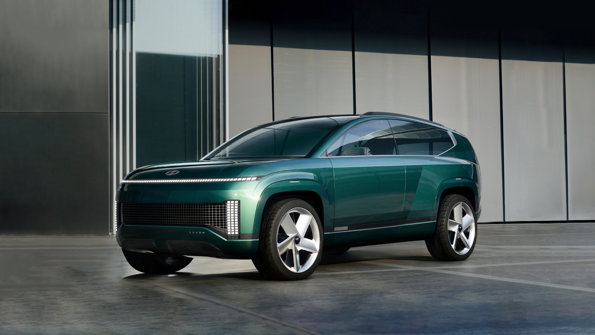 the Kia concept EV9 is Kia's large electric SUV concept car