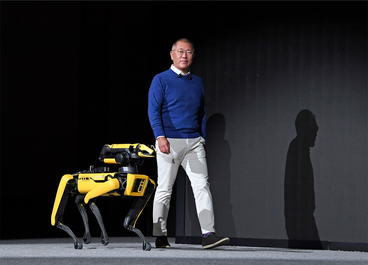 Hyundai Motor Group Executive Chair Euisun Chung and Spot