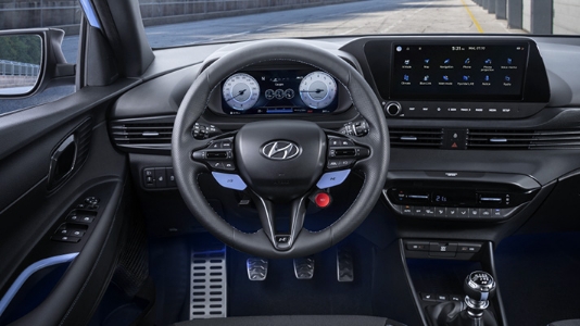 i20 N의 대시보드와 센터페시아 모습