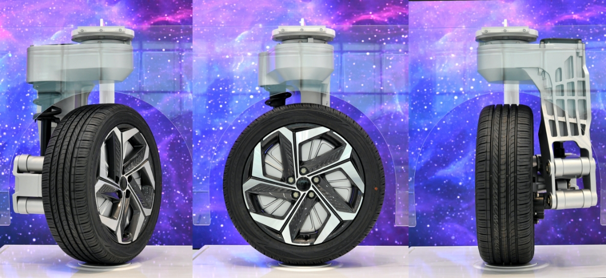 e-코너 모듈의 대각선 측면, 정측면, 정면 모습