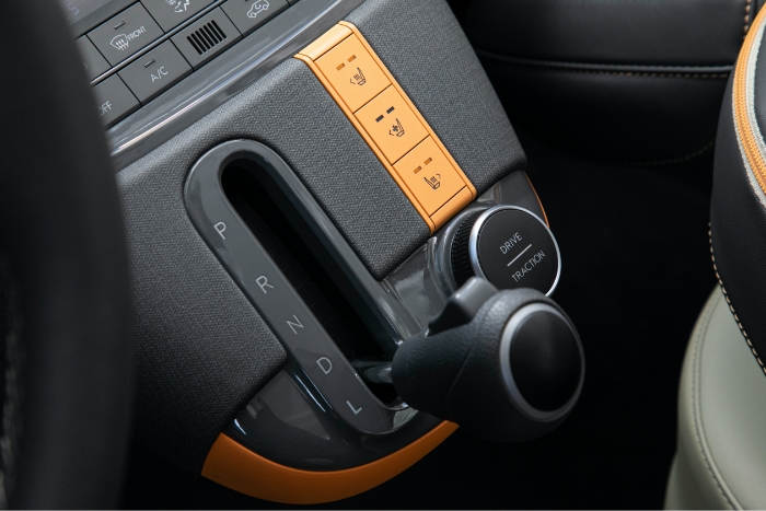 캐스퍼의 기어레버와 주행 모드 다이얼