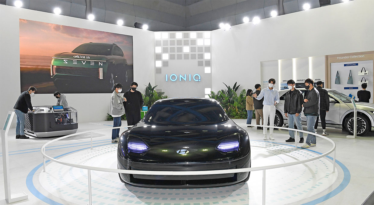 세단형 전기차 콘셉트카 프로페시