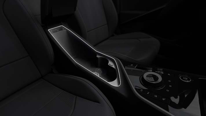 Large-capacity tray center console