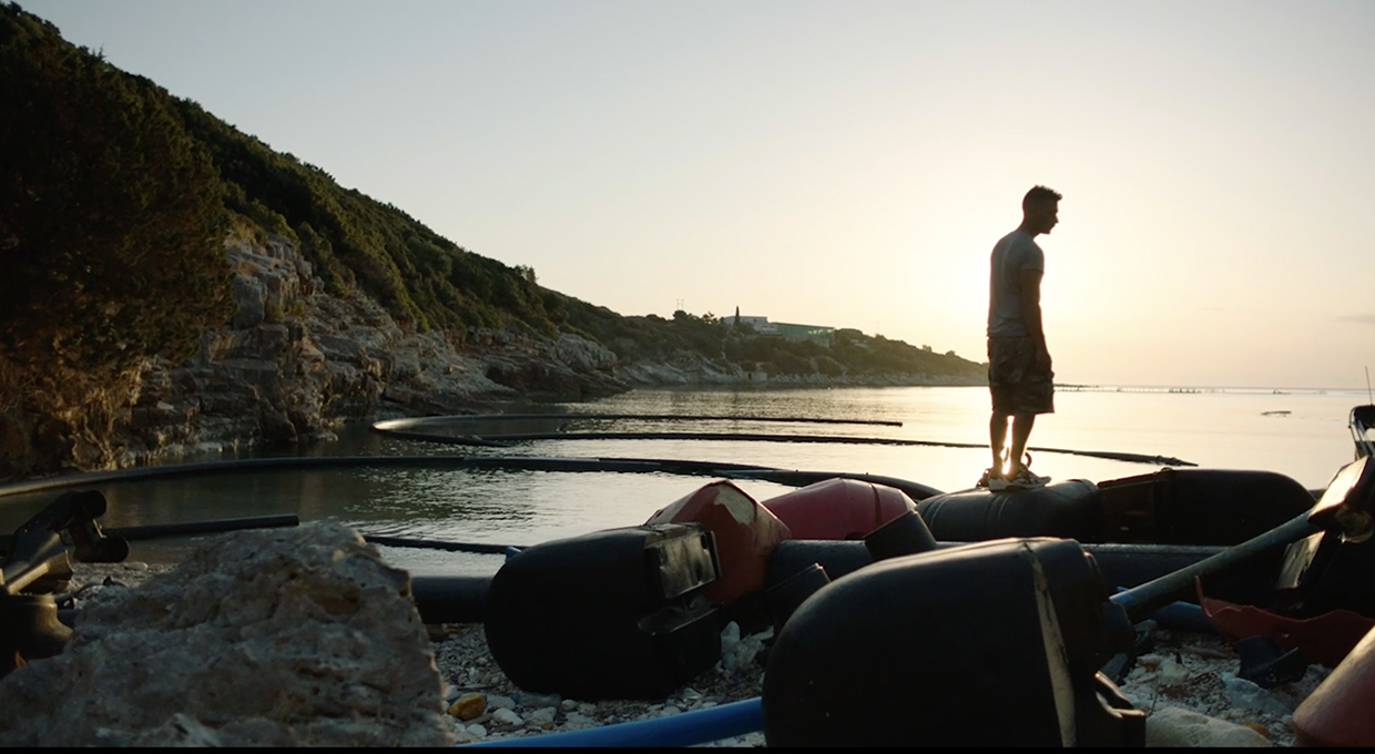 Healthy Seas removes waste from the seas in Ithaca, Greece