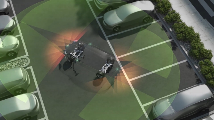 메모리 주차 어시스트 기능의 가상 시연 장면