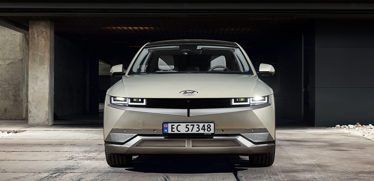 현대차 아이오닉 5의 앞모습