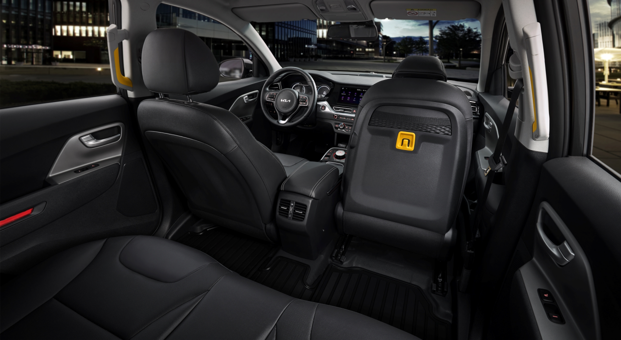 기아 니로 플러스 택시 모델의 2열 시트
